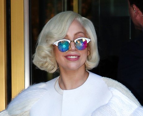 lady-gaga-glasses-1384855312-view-0.jpg