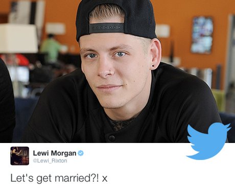 12 Tweets That Got Fans Talking This Week (29th May) - Capital