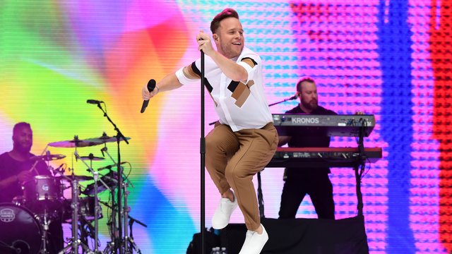 Resultado de imagem para Summertime Ball 2017 Olly Murs