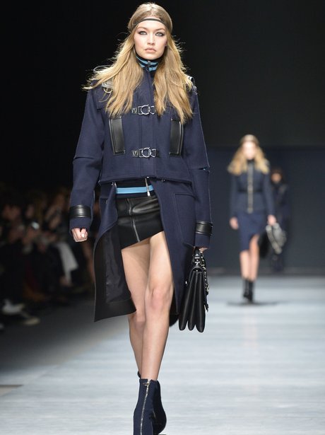 Gigi Hadid + Versace = Match made in heaven. As if there was ANY doubt ...